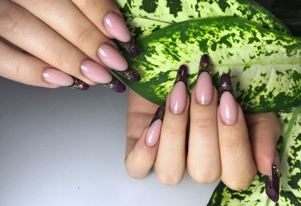 Manicure gelap bergaya 2024-2025 - trend terbaik dalam foto