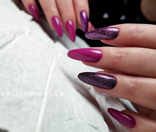 Manicure gelap bergaya 2024-2025 - trend terbaik dalam foto