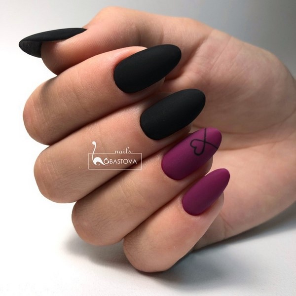 Manicure gelap bergaya 2024-2025 - trend terbaik dalam foto