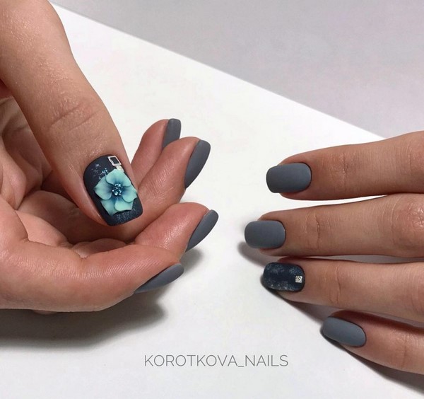 Manicure gelap bergaya 2024-2025 - trend terbaik dalam foto