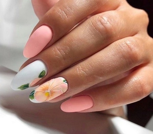 Manikur bunga yang menarik 2024-2025: gambar, idea-idea manicure dengan bunga