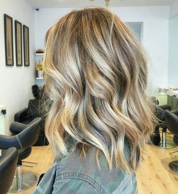 Pewarna rambut yang paling bergaya 2024-2025: foto
