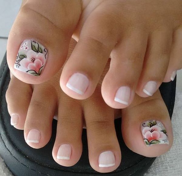Reka bentuk pedicure musim panas 2024: trend terkini dalam foto