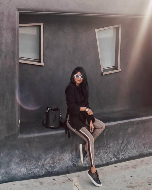 Seluar wanita yang paling indah musim luruh musim sejuk: model cantik 2024-2025