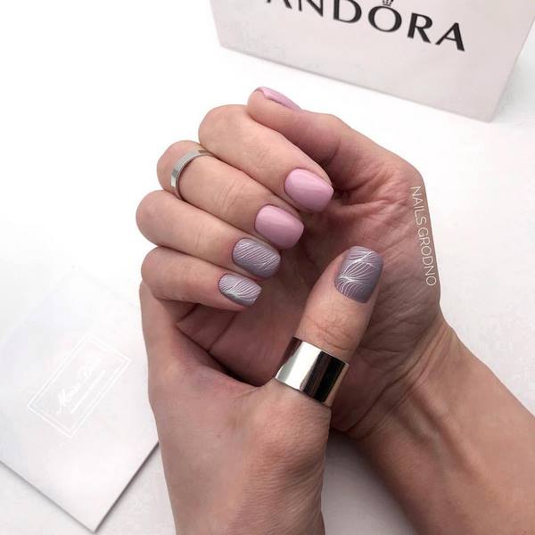 Idea bergaya manicure neutral 2024-2025: berita terkini dan imej teratas