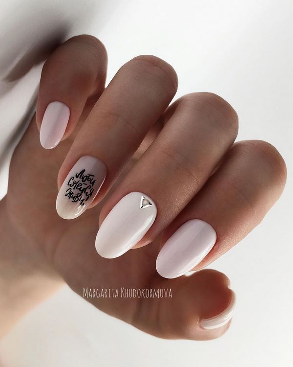 Idea bergaya manicure neutral 2024-2025: berita terkini dan imej teratas