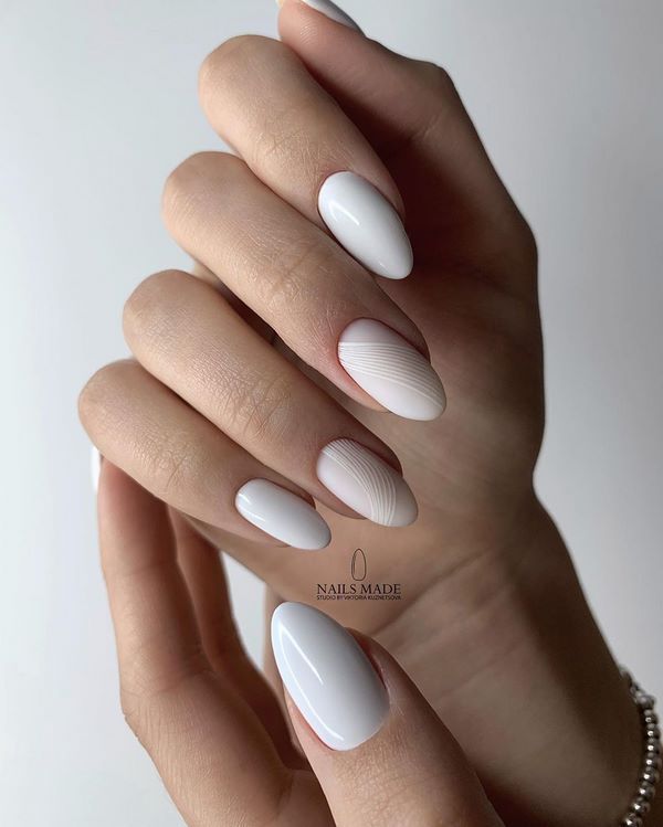Idea bergaya manicure neutral 2024-2025: berita terkini dan imej teratas