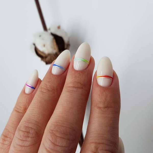 Idea bergaya manicure neutral 2024-2025: berita terkini dan imej teratas