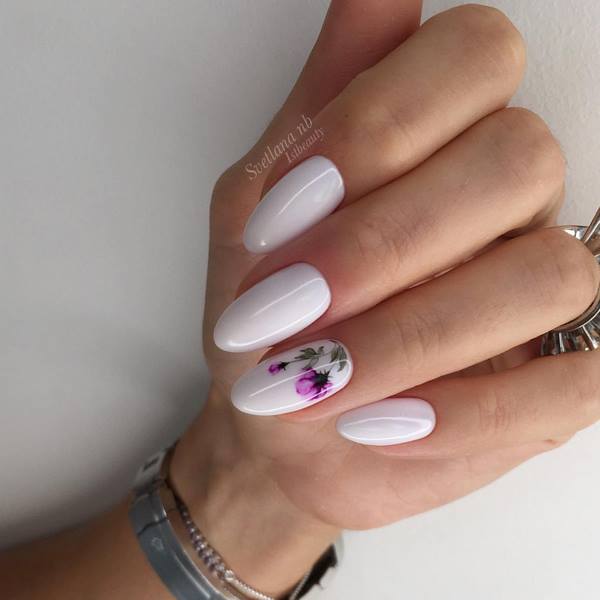 Idea bergaya manicure neutral 2024-2025: berita terkini dan imej teratas