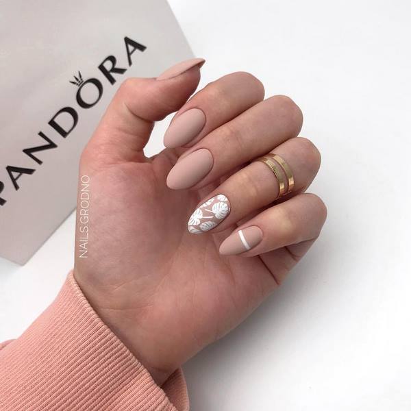 Menawan manicure lembut 2024-2025 - idea yang paling indah untuk reka bentuk lembut marigolds