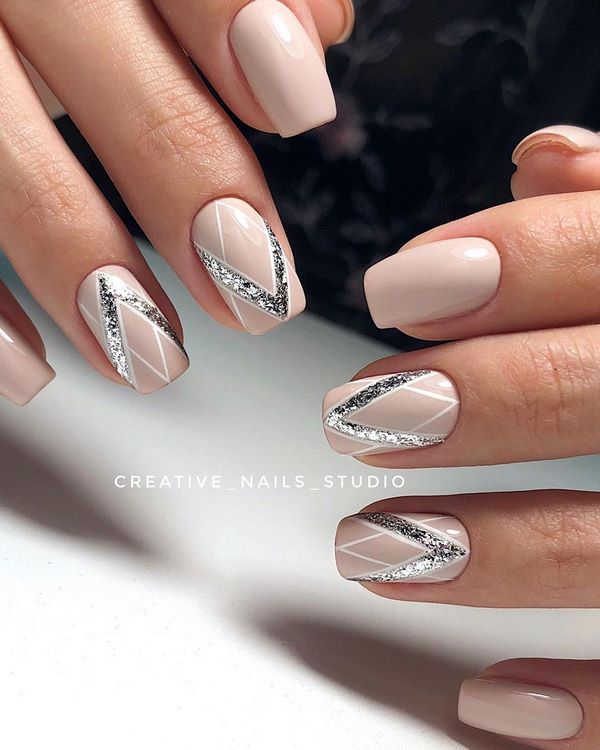 Menawan manicure lembut 2024-2025 - idea yang paling indah untuk reka bentuk lembut marigolds