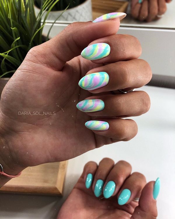 Menawan manicure lembut 2024-2025 - idea yang paling indah untuk reka bentuk lembut marigolds
