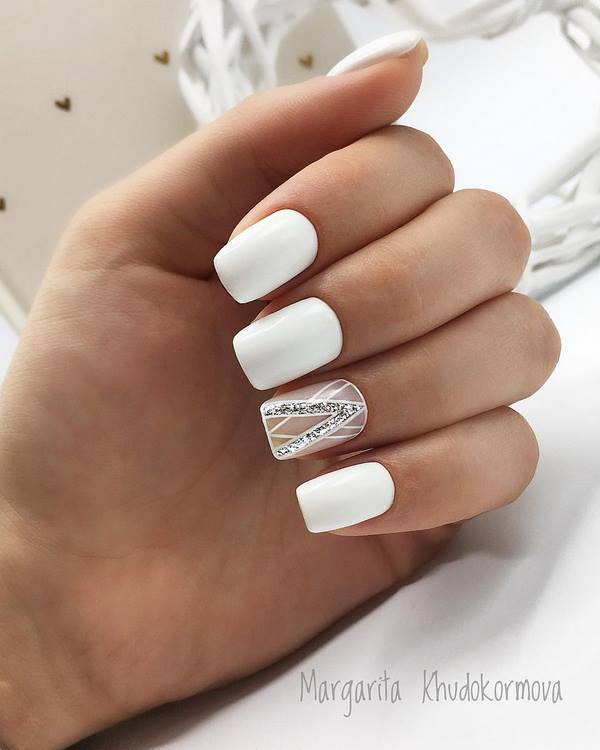 Menawan manicure lembut 2024-2025 - idea yang paling indah untuk reka bentuk lembut marigolds