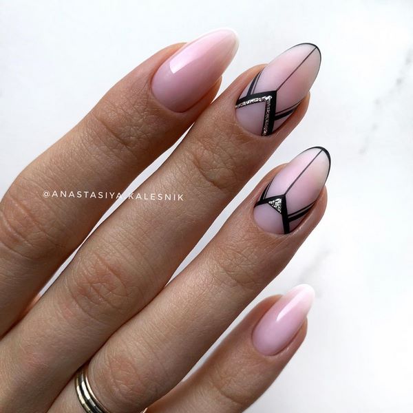 Menawan manicure lembut 2024-2025 - idea yang paling indah untuk reka bentuk lembut marigolds