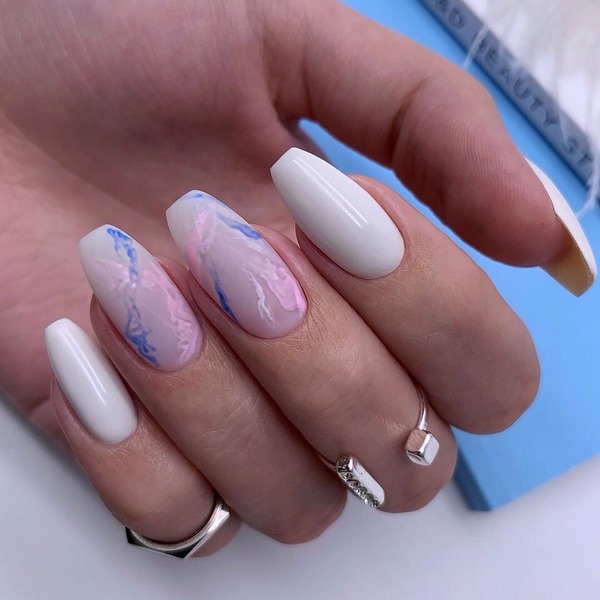 Menawan manicure lembut 2024-2025 - idea yang paling indah untuk reka bentuk lembut marigolds