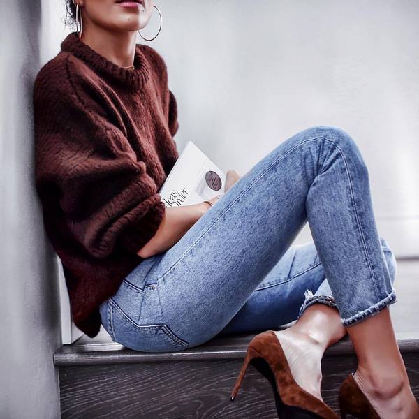 Jeans wanita bergaya baru: model dan gaya terbaik musim ini 2024-2025
