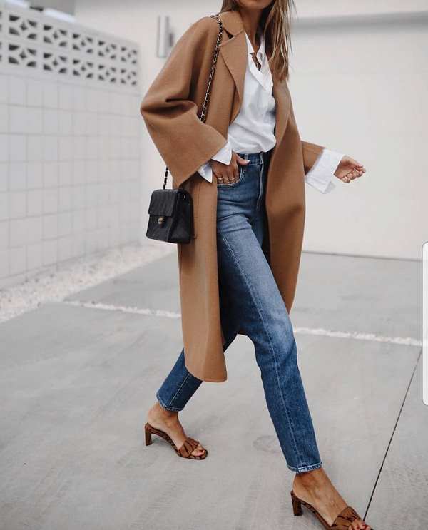 Jeans wanita bergaya baru: model dan gaya terbaik musim ini 2024-2025