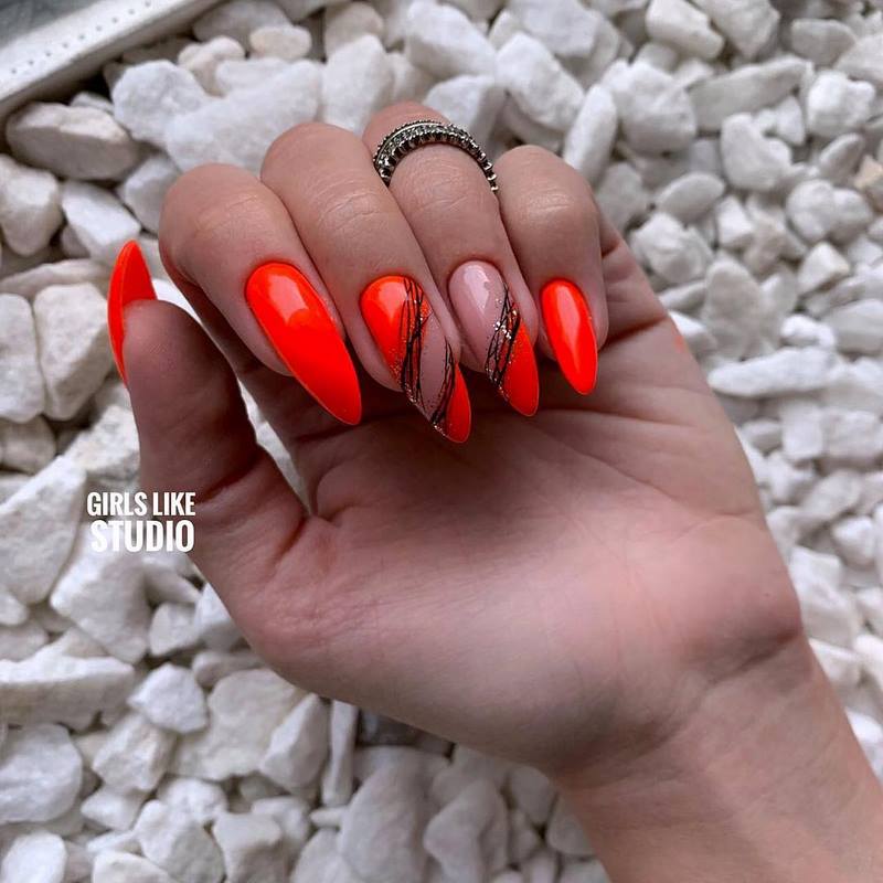 Imej manicure baru untuk musim panas tahun 2024 - trend utama dan trend dalam foto