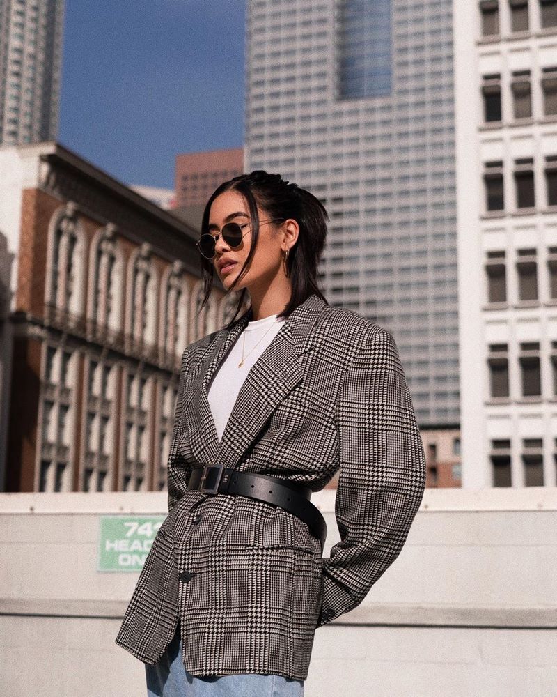 Trend baru untuk jaket wanita 2024-2025. Imej teratas untuk setiap selera