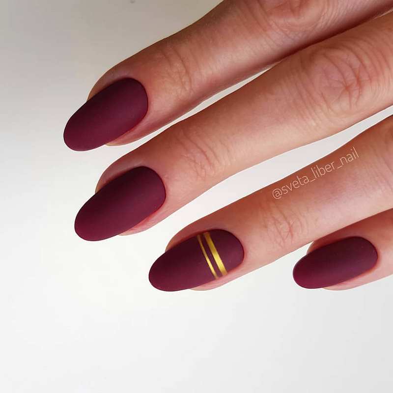 Manicure burgundy menawan 2024-2025 dalam teknik dan gaya baru
