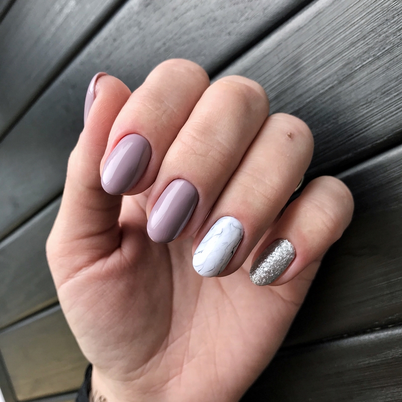 Idea kreatif untuk manicure marmar 2024-2025: berita reka bentuk segar
