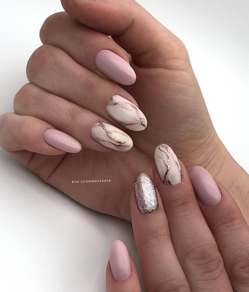 Idea kreatif untuk manicure marmar 2024-2025: berita reka bentuk segar