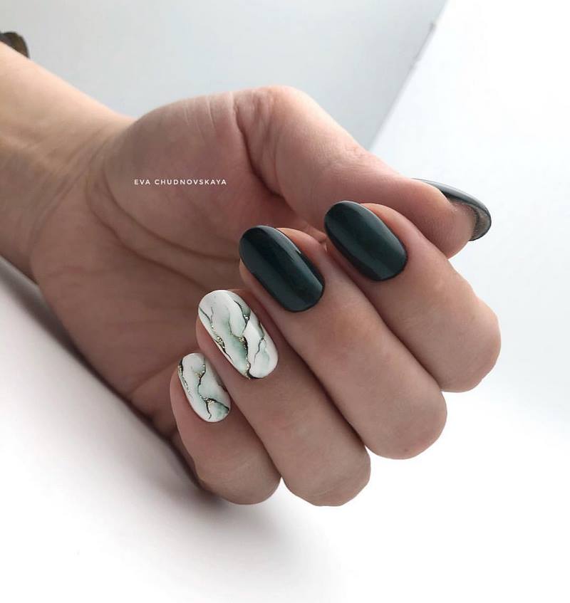 Idea kreatif untuk manicure marmar 2024-2025: berita reka bentuk segar
