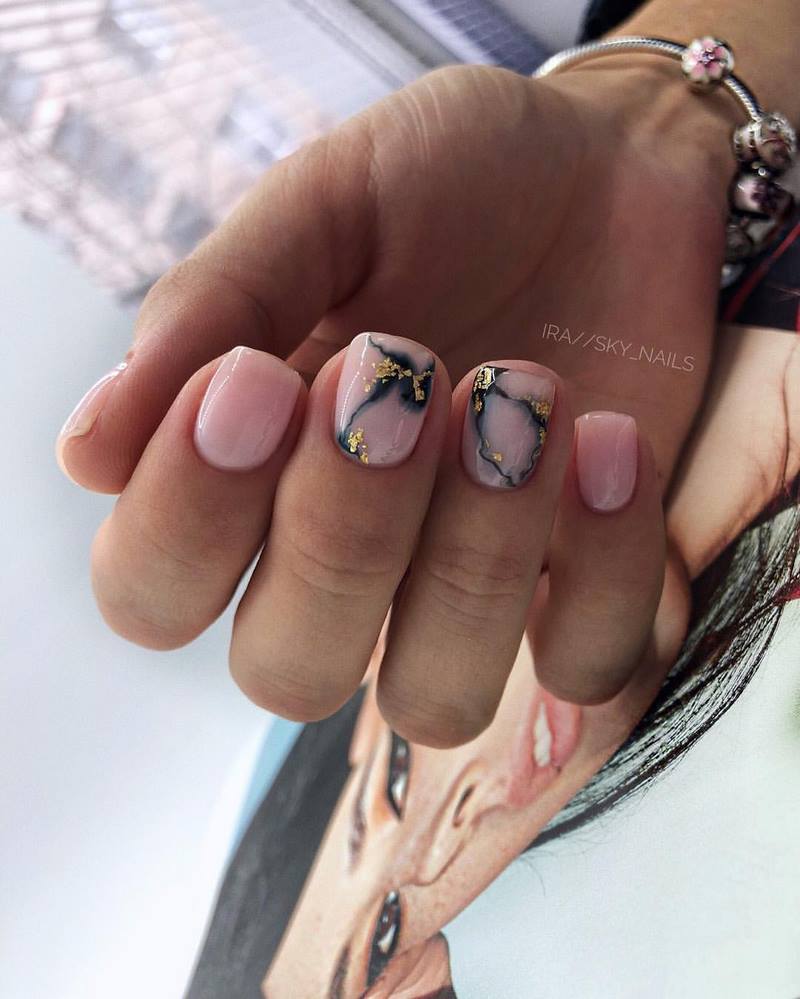 Idea kreatif untuk manicure marmar 2024-2025: berita reka bentuk segar