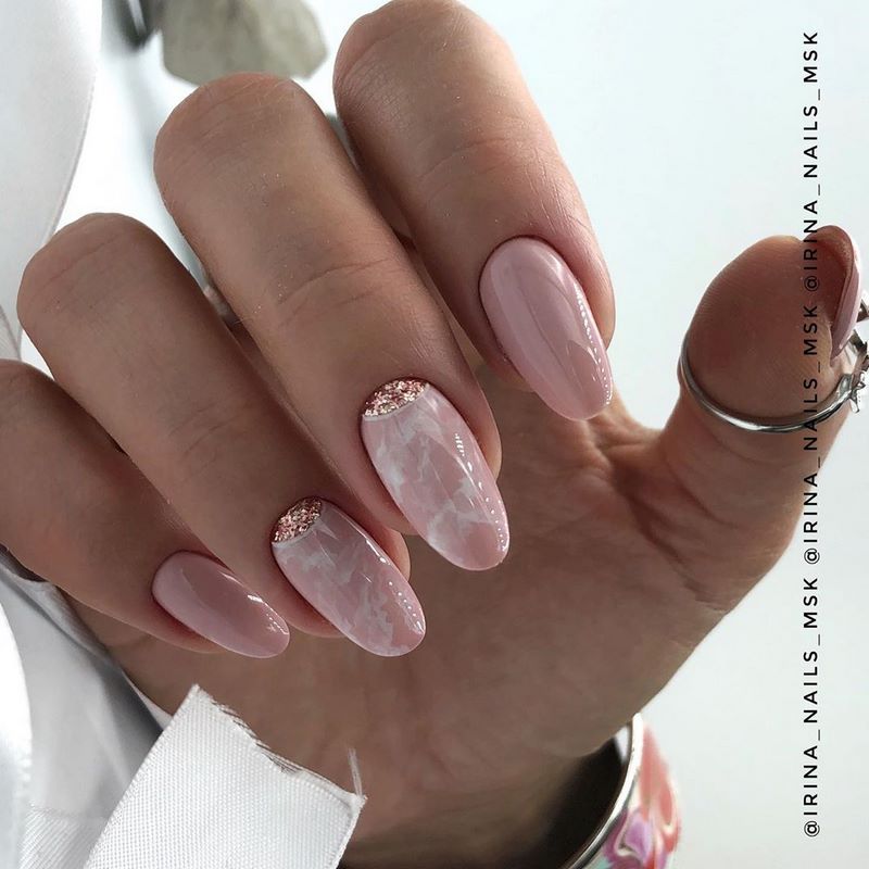 Idea kreatif untuk manicure marmar 2024-2025: berita reka bentuk segar