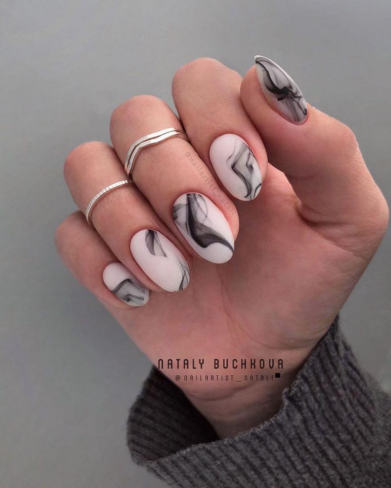 Idea kreatif untuk manicure marmar 2024-2025: berita reka bentuk segar