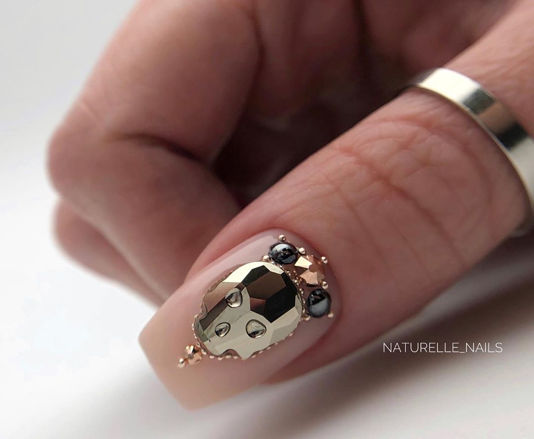 The most beautiful manicure trends in the season 2024-2025: top new products, the best ideas in the photo