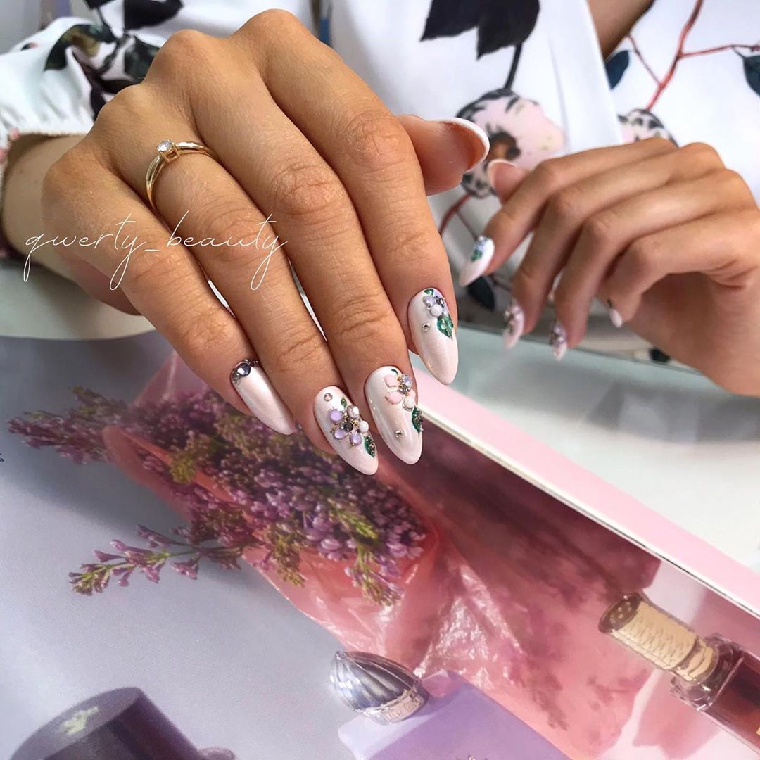 The most beautiful manicure trends in the season 2024-2025: top new products, the best ideas in the photo