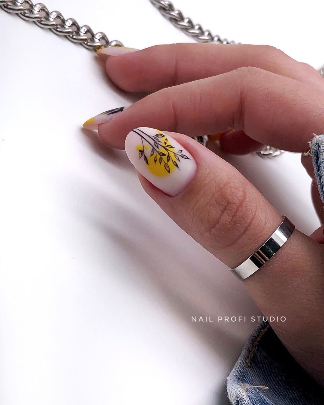 The most beautiful manicure trends in the season 2024-2025: top new products, the best ideas in the photo