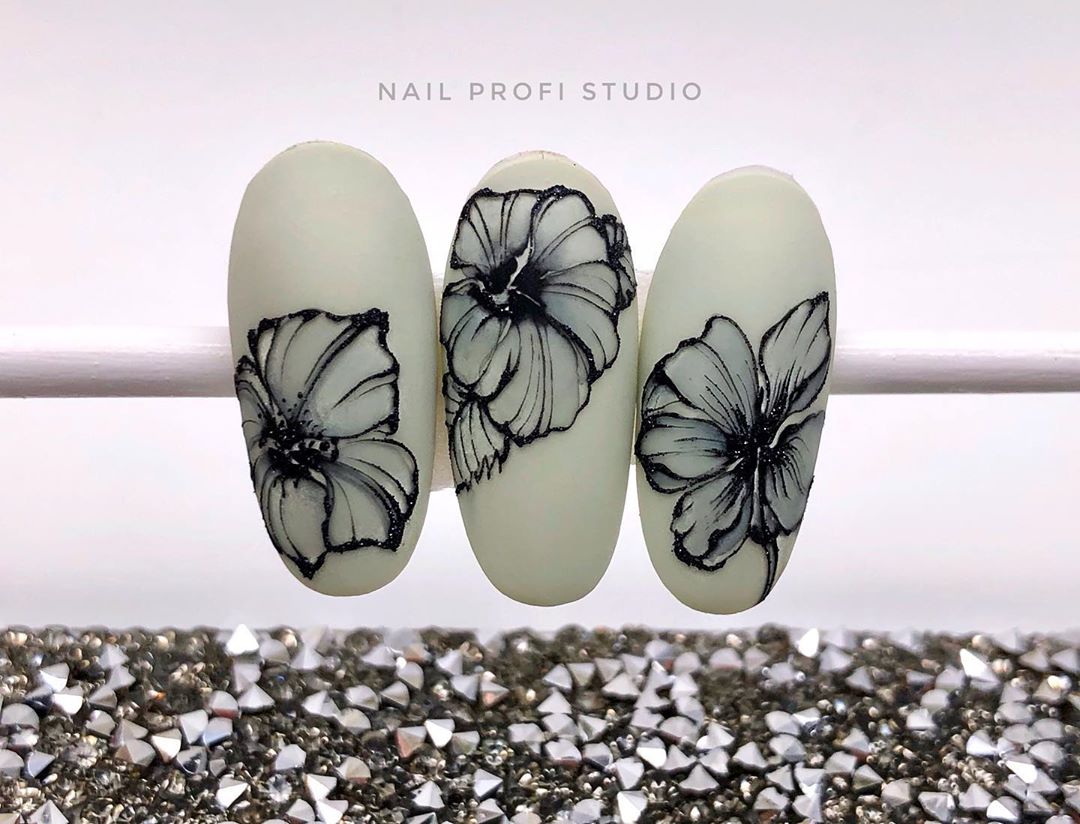 The most beautiful manicure trends in the season 2024-2025: top new products, the best ideas in the photo