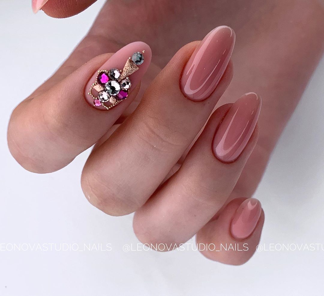 The most beautiful manicure trends in the season 2024-2025: top new products, the best ideas in the photo